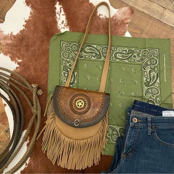 Fringed Leather Western Crossbody Bag with Fringe - Picture 2 of 11